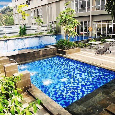 Valore Hotel Cimahi Buitenkant foto