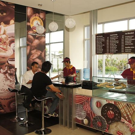Valore Hotel Cimahi Buitenkant foto