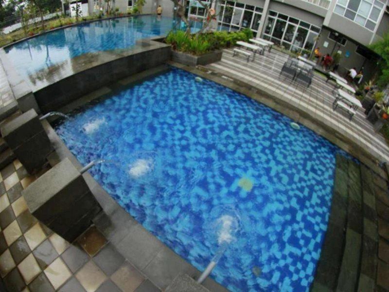 Valore Hotel Cimahi Buitenkant foto