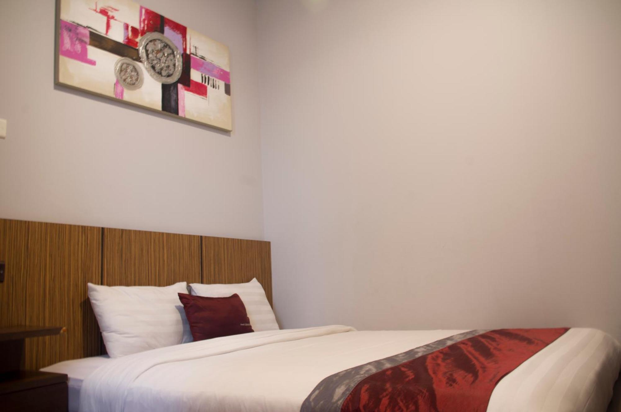 Valore Hotel Cimahi Buitenkant foto