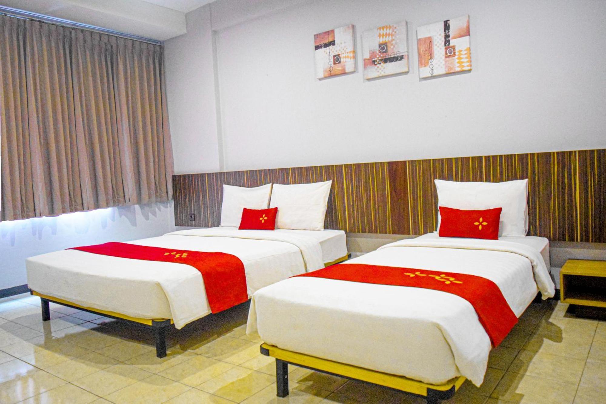 Valore Hotel Cimahi Buitenkant foto