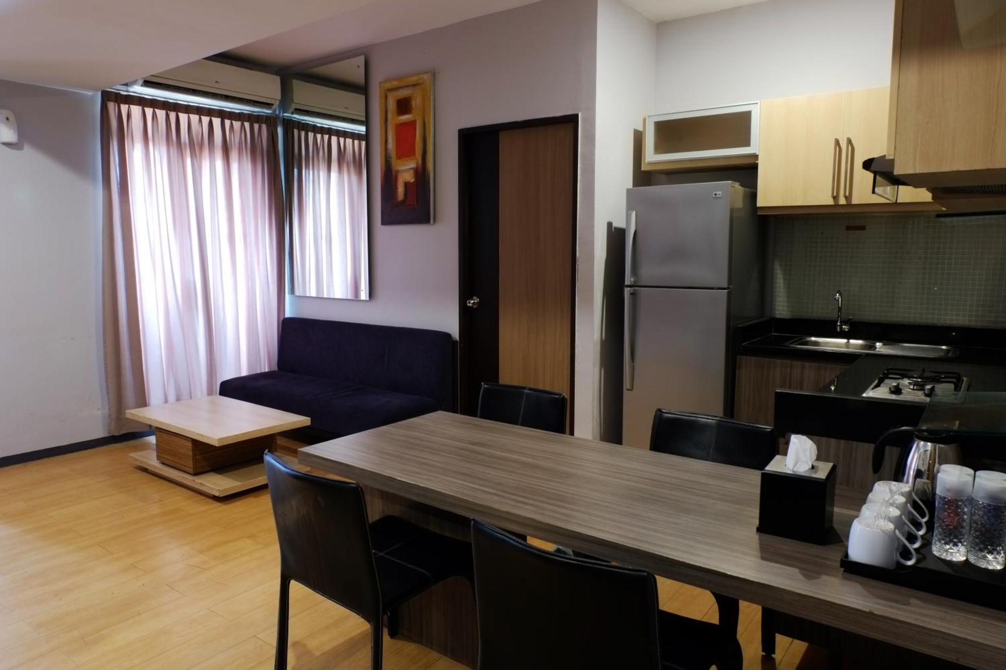 Valore Hotel Cimahi Buitenkant foto