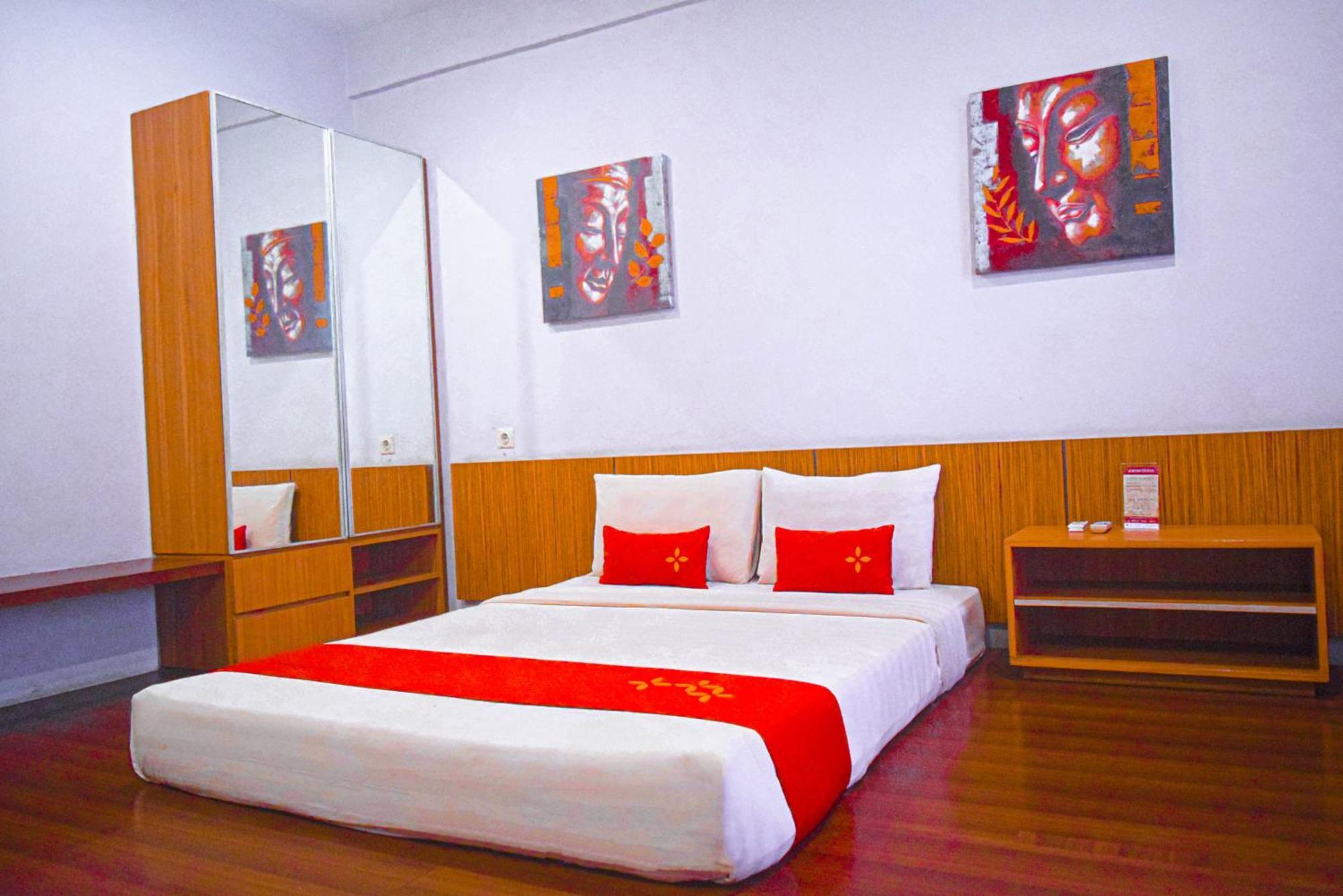 Valore Hotel Cimahi Buitenkant foto