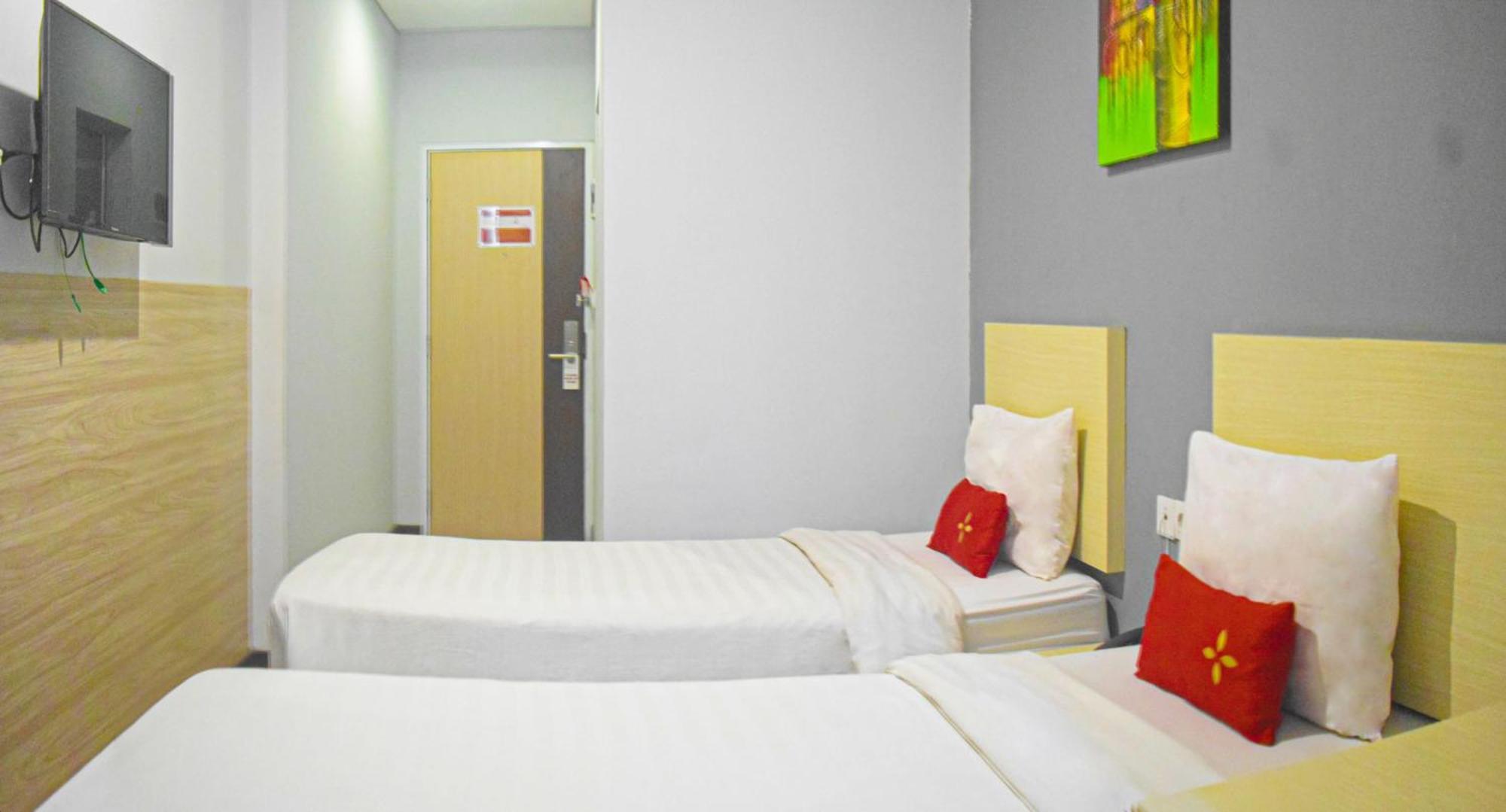 Valore Hotel Cimahi Buitenkant foto