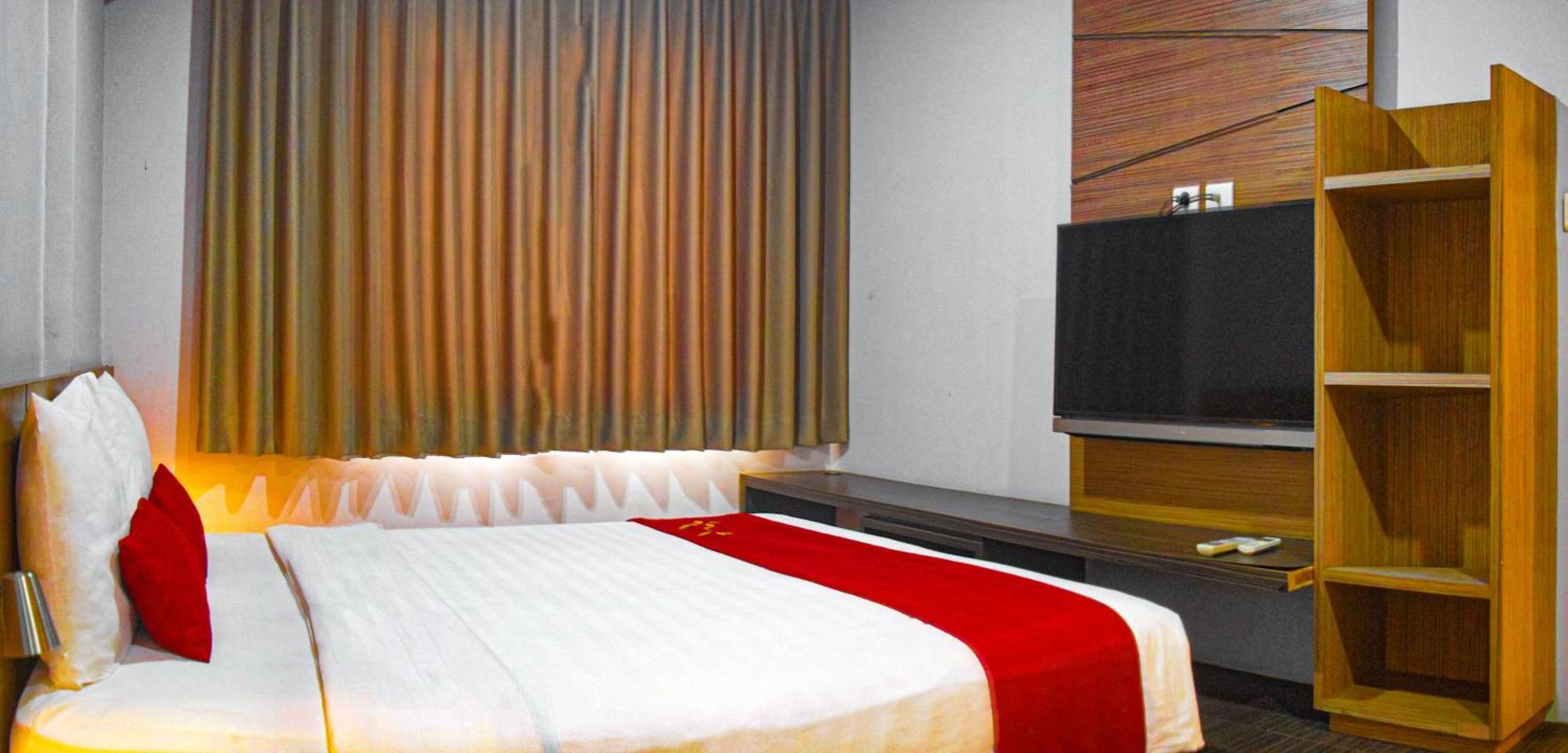 Valore Hotel Cimahi Buitenkant foto
