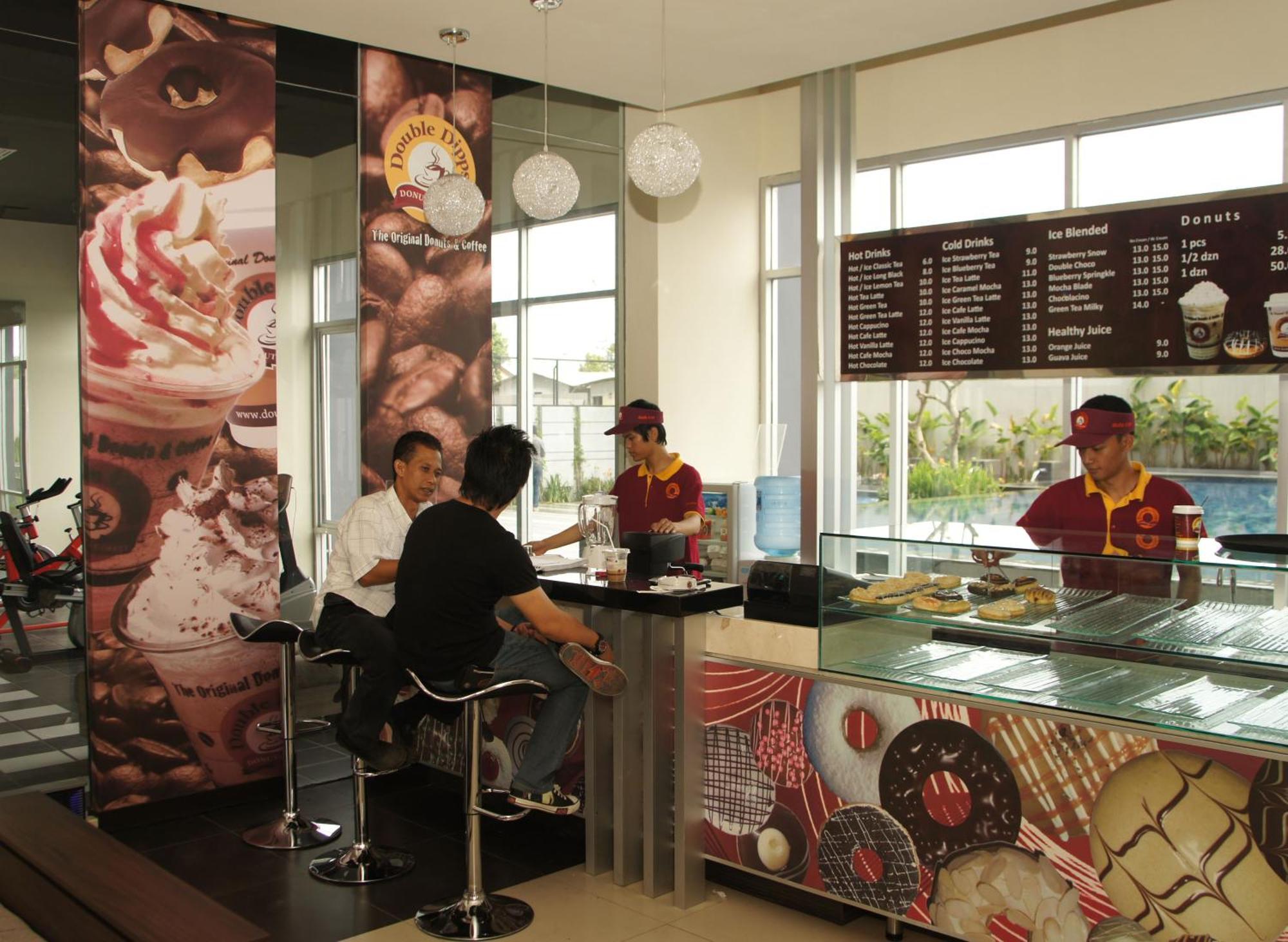 Valore Hotel Cimahi Buitenkant foto