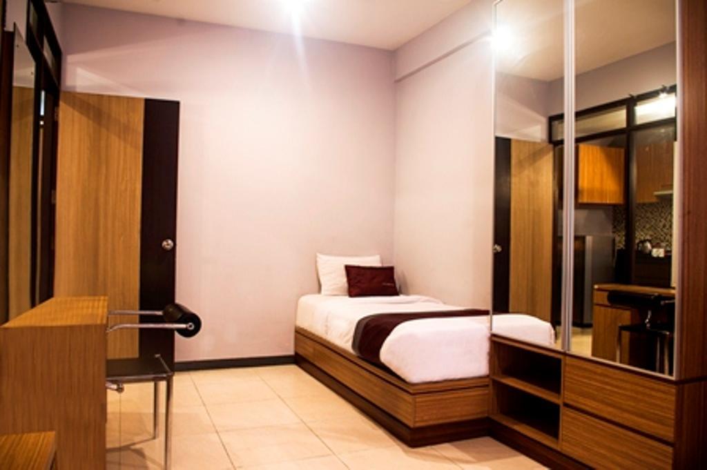 Valore Hotel Cimahi Buitenkant foto